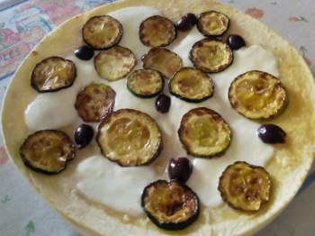 Piadipizza con zucchine