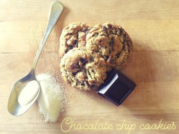 CHOCOLATE CHIPS COOKIES