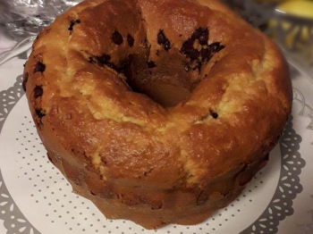 Ciambella con gocce di cioccolato
