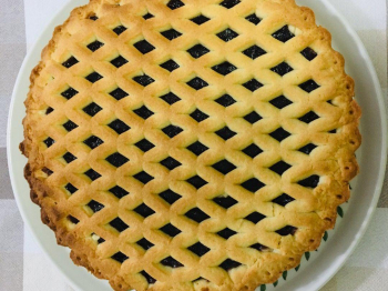 Crostata alla confettura di fragole