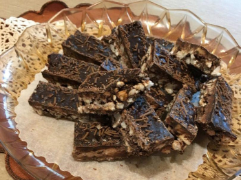Barrette di Riso al Cioccolato Fondente e Noci Pecan