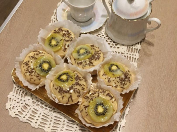 Muffin all'acqua con Kiwi e Cioccolato Bianco