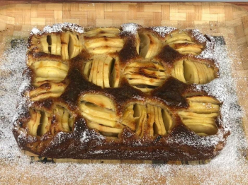 Torta di mele buona e nutriente di Natalia Cattelani