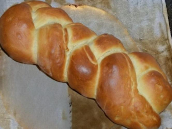 treccia di brioches