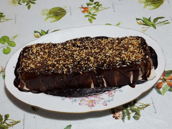 Semifreddo panna, cioccolato e biscotti