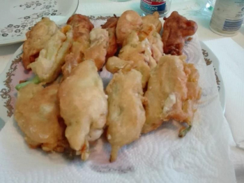 Fiori di zucca ripieni