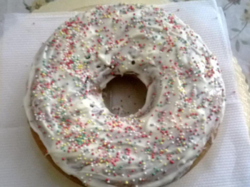 Ciambella all'alchermes .