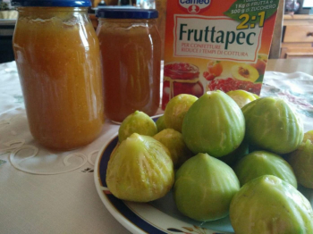 marmellata di fichi con cannella