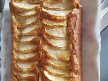 Torta alle mele con albumi