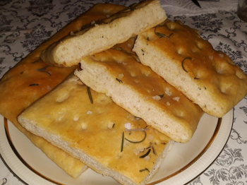 Focaccia al rosmarino