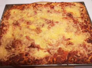 Pizza alta in teglia