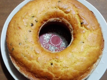 Ciambella soffice ricotta e gocce di cioccolato