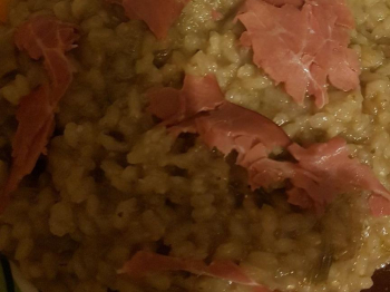 Risotto crema carciofi e proscitto crudo