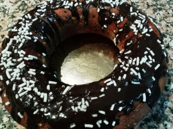 Ciambellone allo yogurt per la colazione