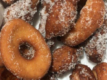 Le Cattas o ciambelline  fritte