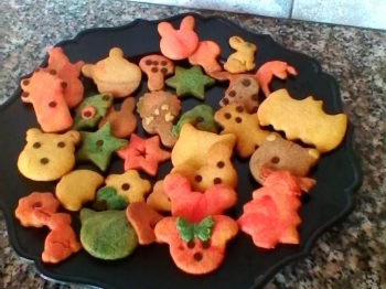 Biscotti semplici colorati