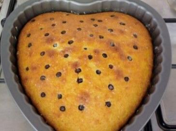 Torta al cocco con gocce di cioccolato