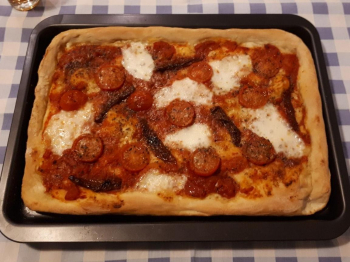 Pizza ai 3 pomodori