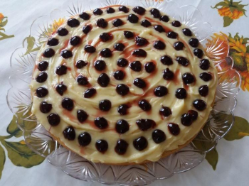Torta crema e amarene
