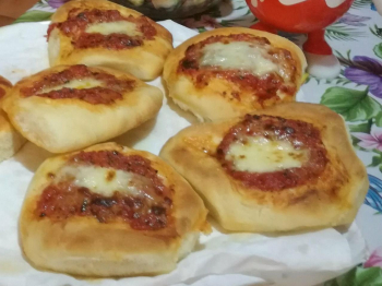 PIZZETTE MARGHERITA.