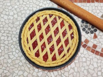 Crostata Morbida alla Marmellata di Fragole
