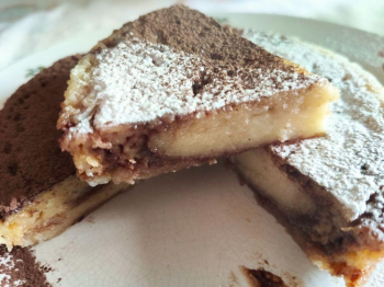 Torta di semolino con gocce di cioccolato