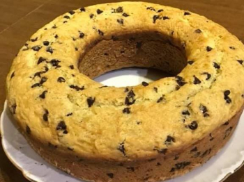 Ciambellone ricotta e gocce di cioccolato