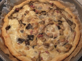 Quiche con melanzane, pancetta e galbanino