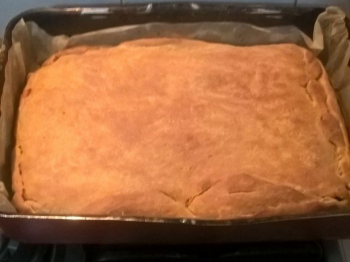 Focaccia salata con cipollata