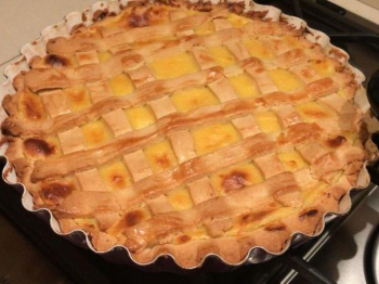 Crostata con crema a limone