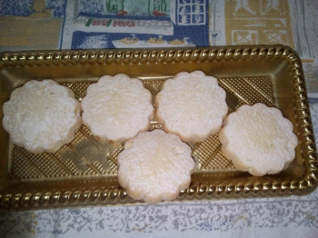 Biscotti frolli all'aroma di mandorla e vaniglia
