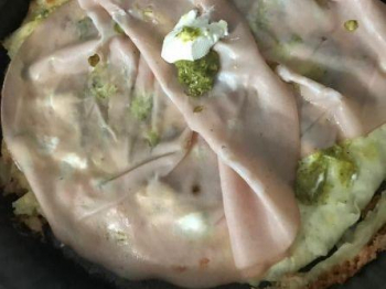 pizza robiola e mortadella