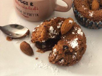 tortino cioccolato cuore morbido mandorla e arancia