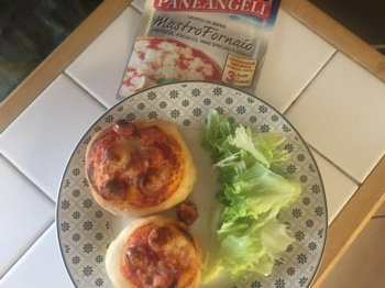 Pizzette coi würstel