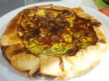 Torta salata zucchine e wurstell