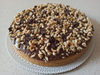 Torta alle nocciole
