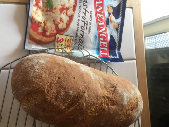 Pane con farina di quinoa