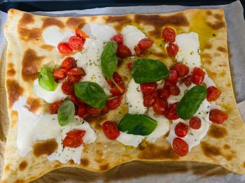 FAKE PIZZA ALLA SFOGLIA ( MA SEMPRE FATTA IN CASA ). 🍕⭐️🌸