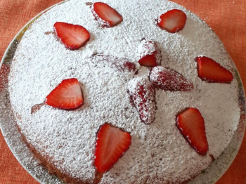 Torta alle fragole per la festa della mamma