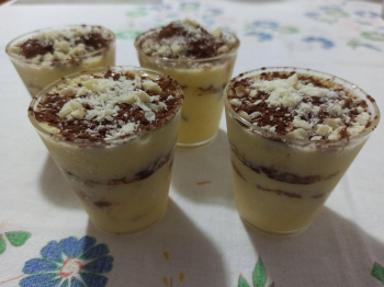 Bicchierini crema al limoncello e savoiardi