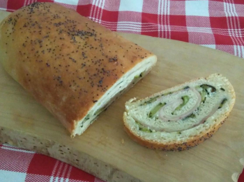 Rotolo di panfocaccia farcito di Benedetta Rossi (rivisitato)