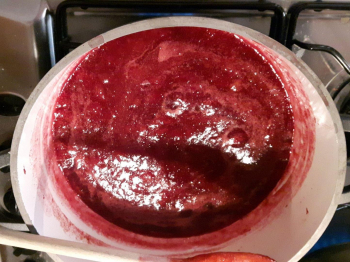 Marmellata di ciliegie e vaniglia
