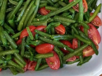 Insalata di fagiolini e pomodoro
