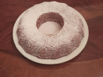 Ciambella all'acqua con carote, mandorle e arance