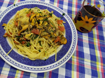 Spaghettata di cozze e vongole