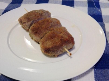 Spiedini di carne ,prosciutto e provola dolce