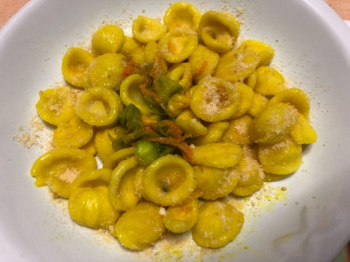 Orecchiette fiori di zucca e zafferano