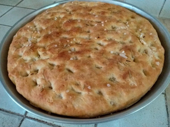 Focaccia con impasto alla ricotta