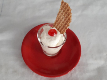 Mini dessert al cioccolato bianco