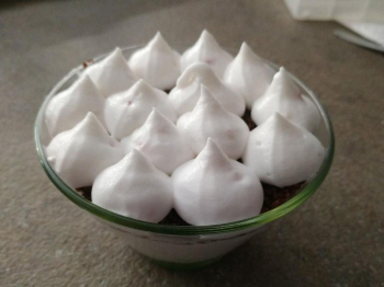 Dolce per riciclare le fragole